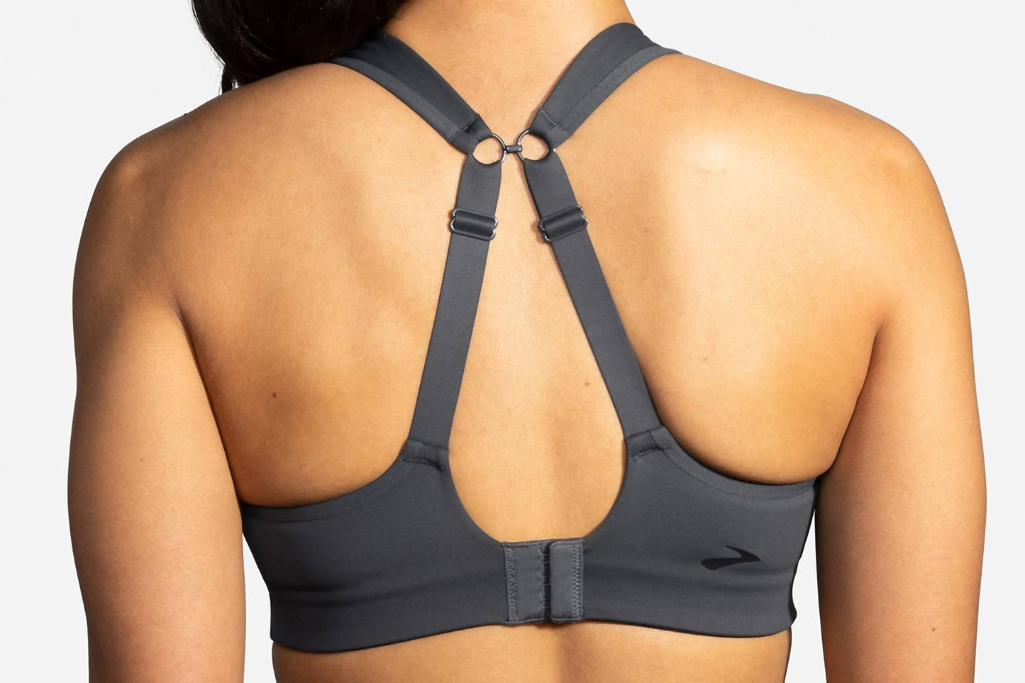Top deportivo color gris