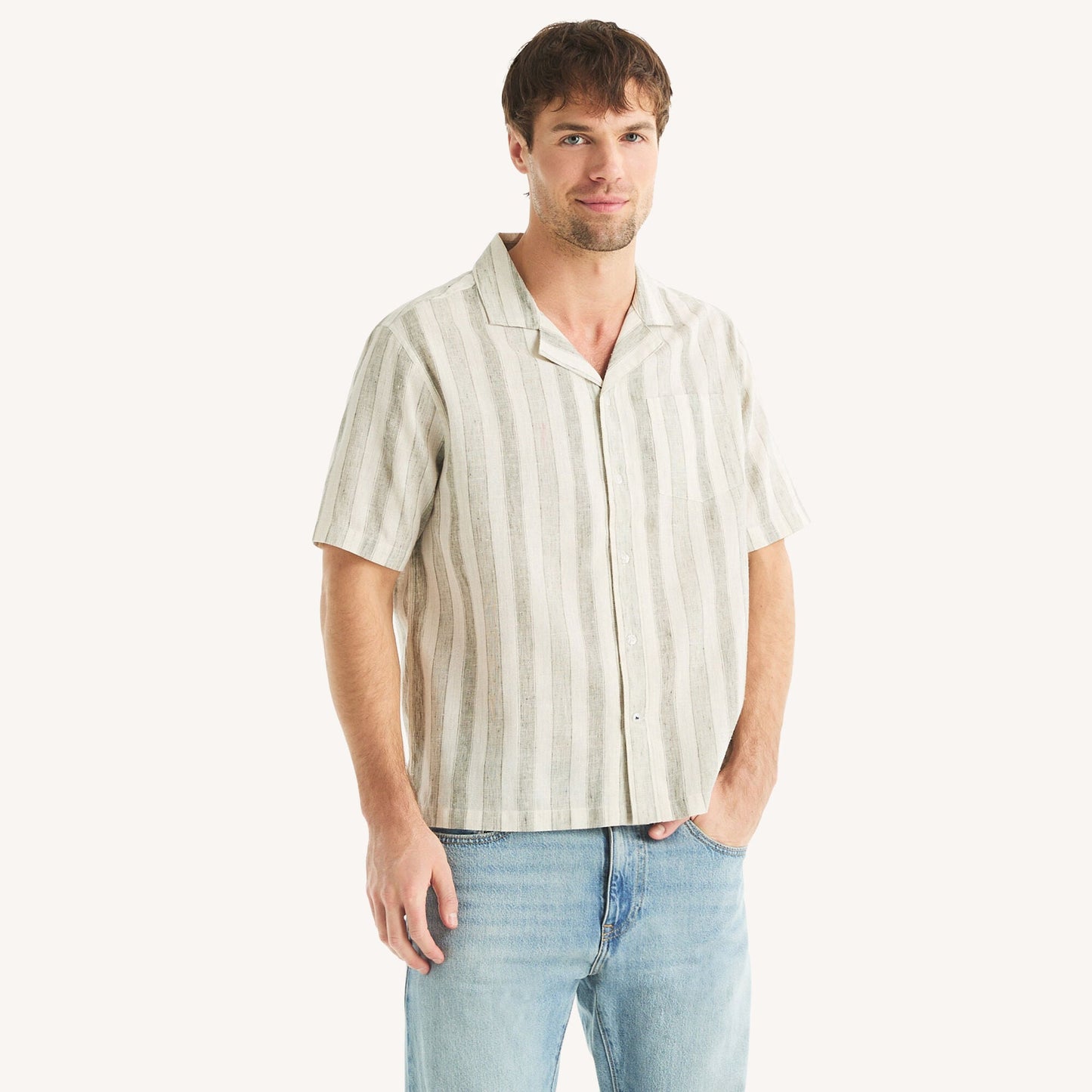 Camisa de hombre de manga corta a rayas