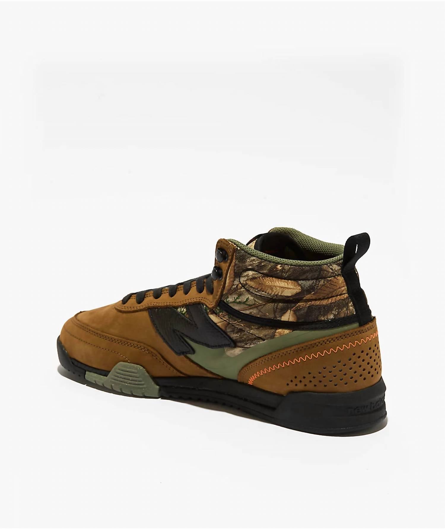 Tenis para correr de hombre color negro y café