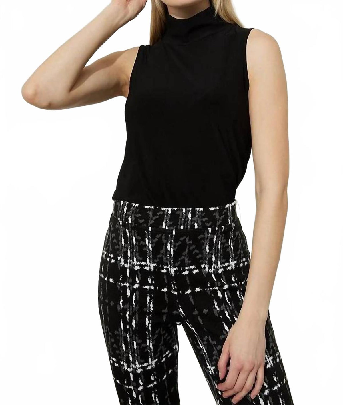 Pantalón de corte recto con estampado color negro y blanco