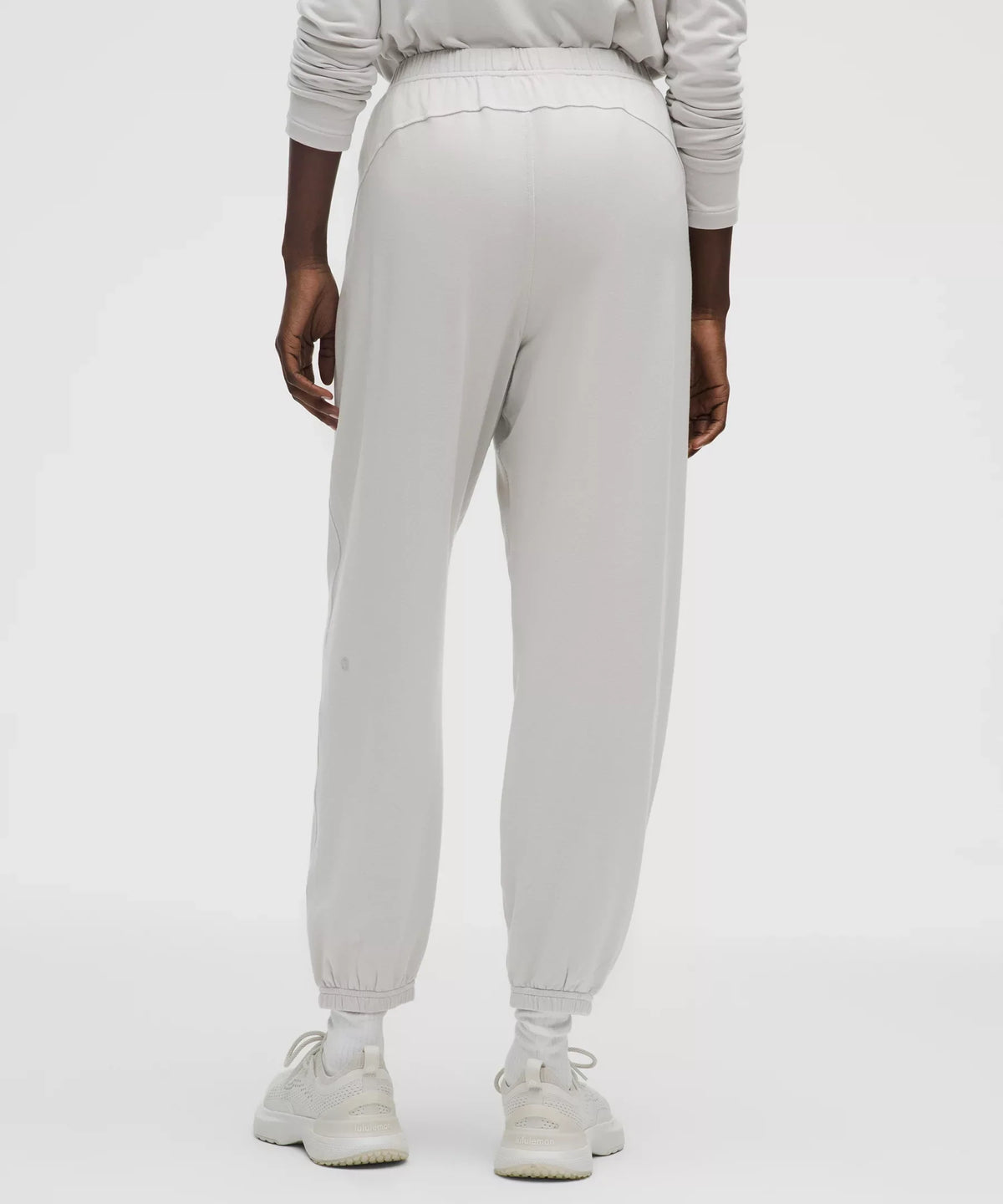 Pantalón de corte amplio de tiro medio