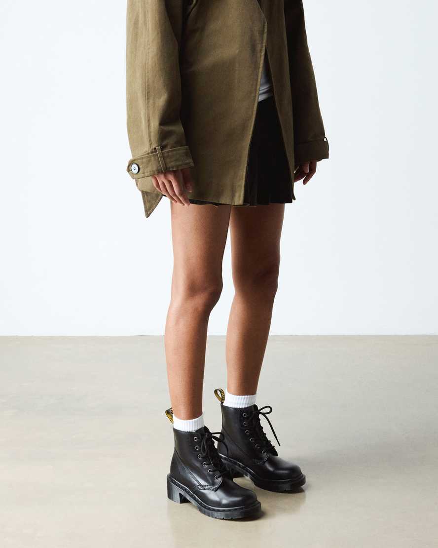 Zapatos con cordones