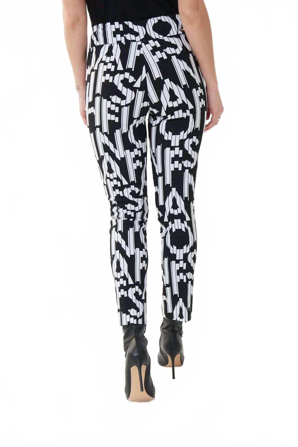 Pantalón color negro y blanco