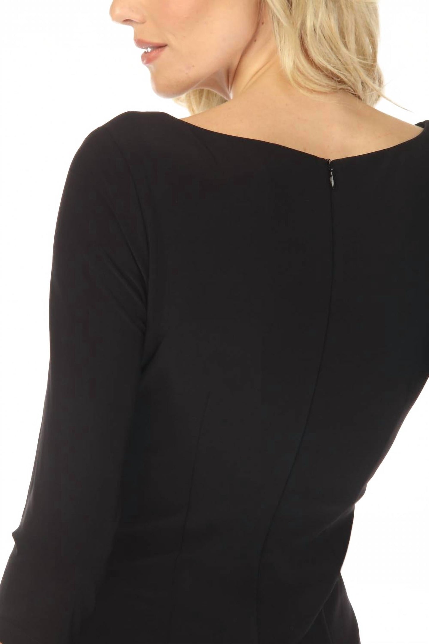 Vestido corto color negro y blanco