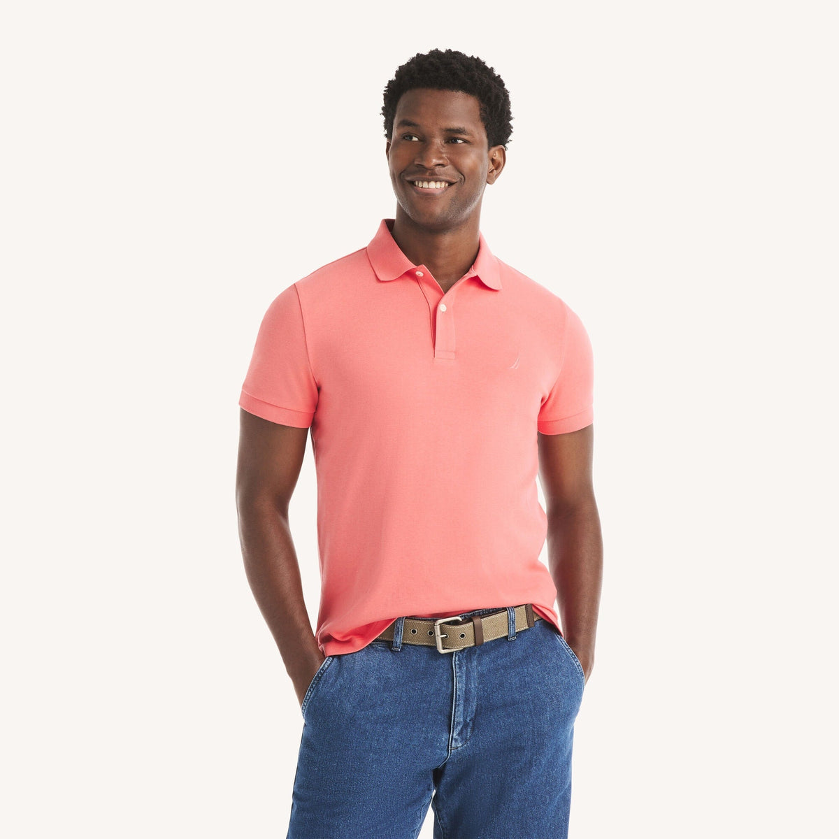 Polo de hombre de corte ajustado