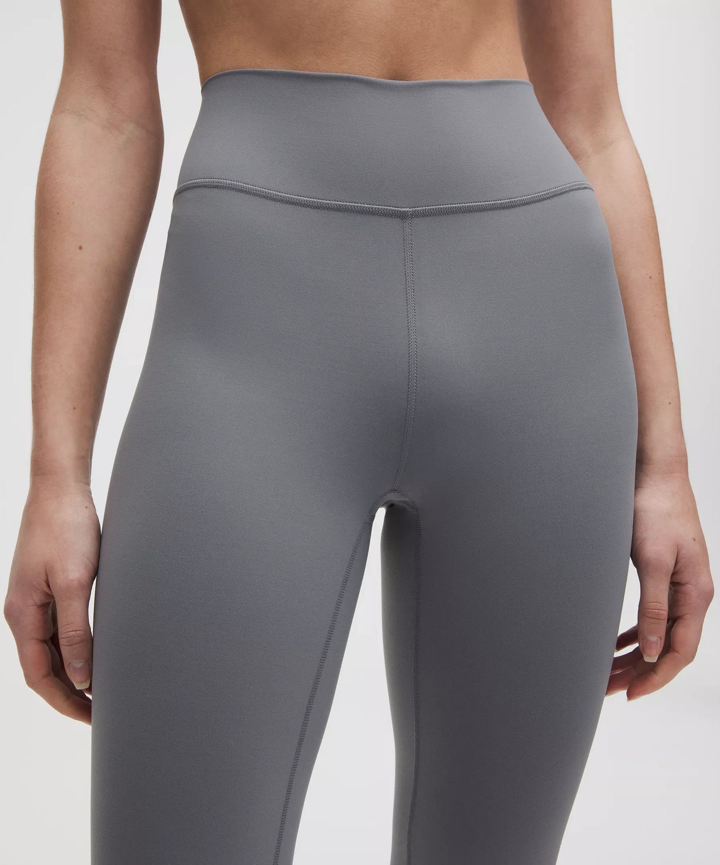 Pantalón de tiro alto