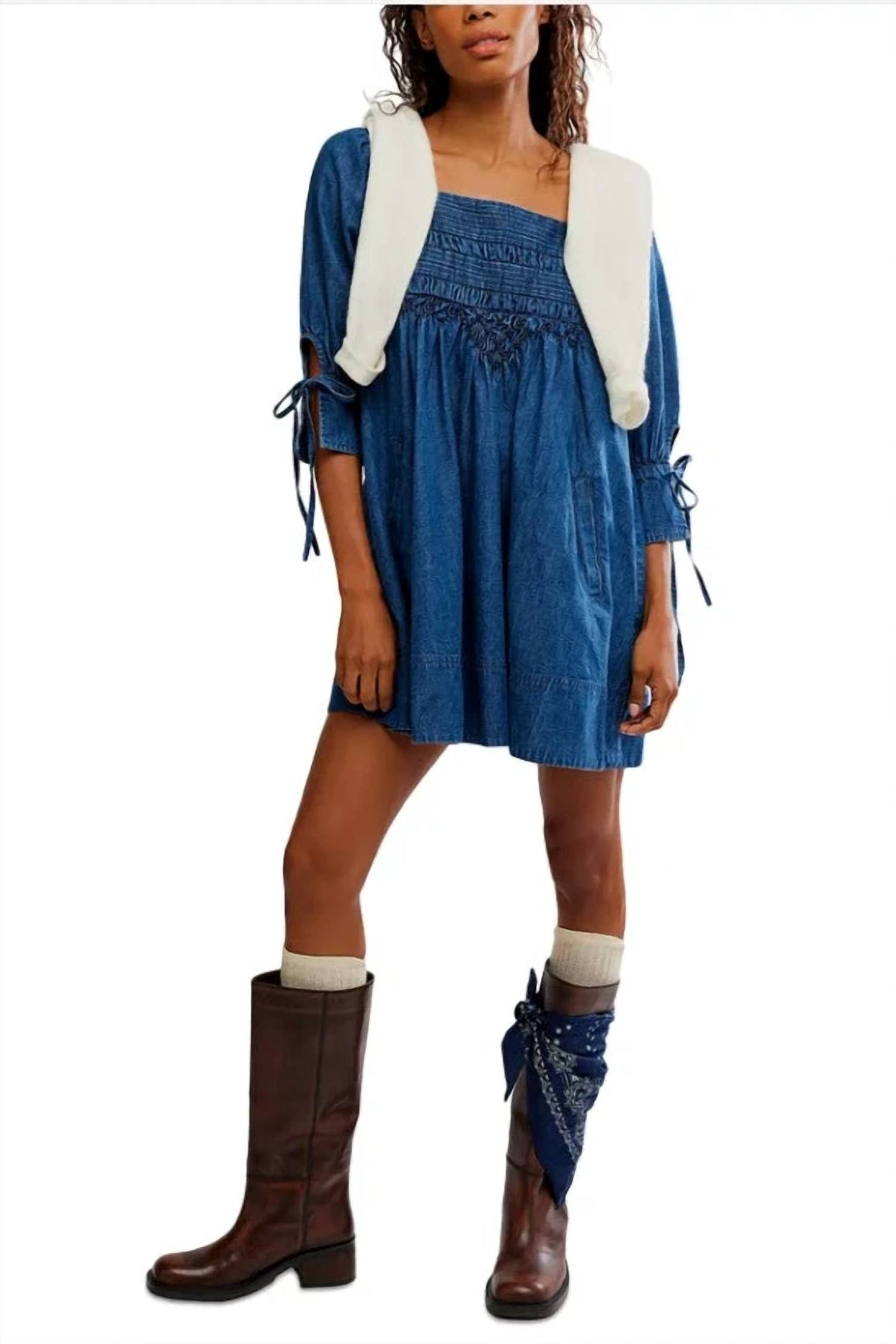 Vestido de mezclilla corto