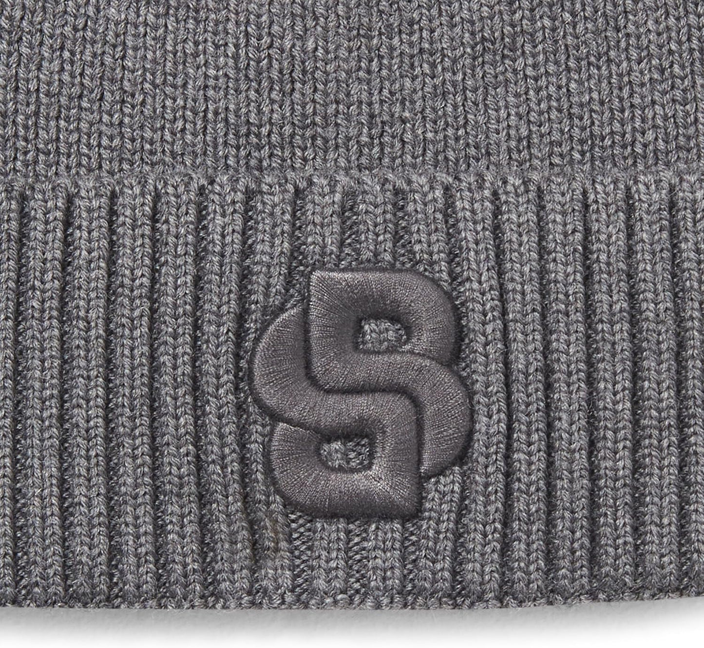 Gorro tejido de hombre color gris