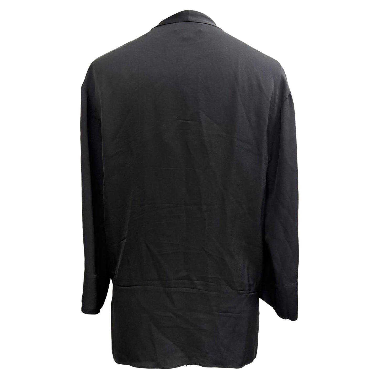 Blusa de seda color negro