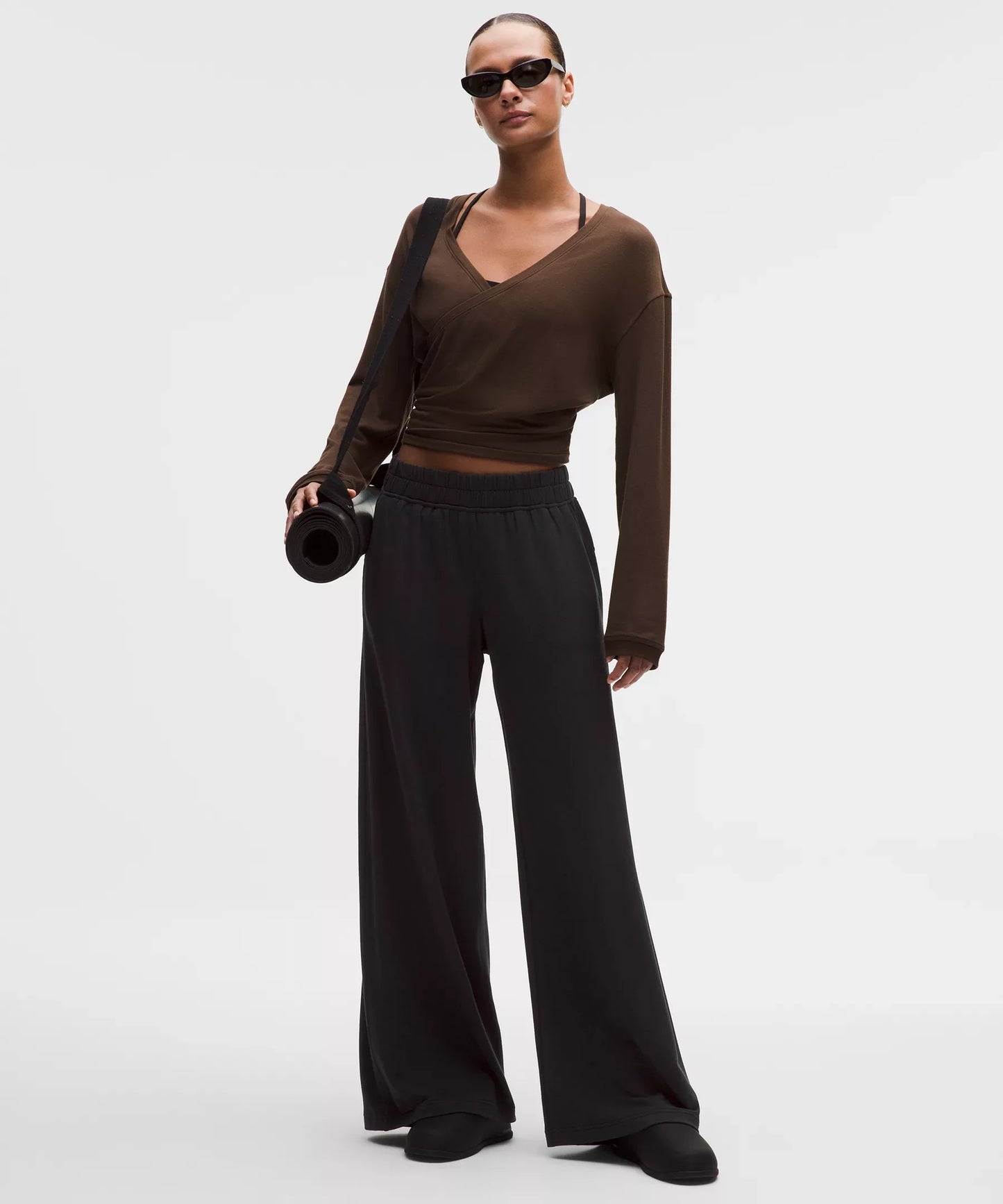 Pantalón de pierna ancha de tiro medio