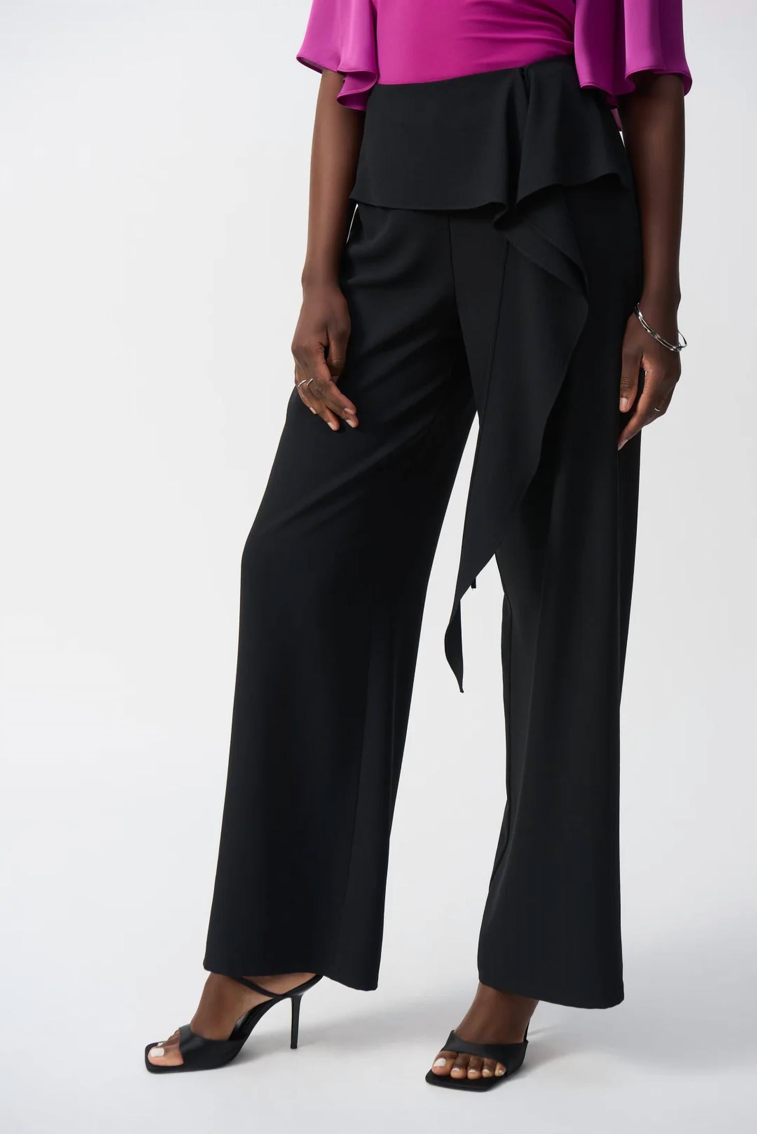 Pantalón de pierna ancha color negro