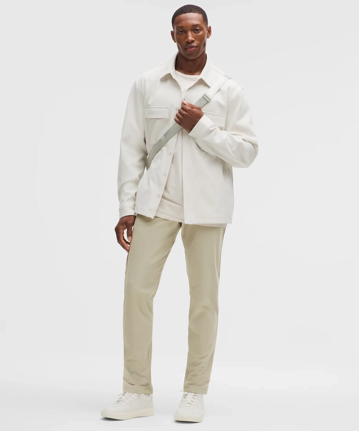 Pantalón de corte ajustado