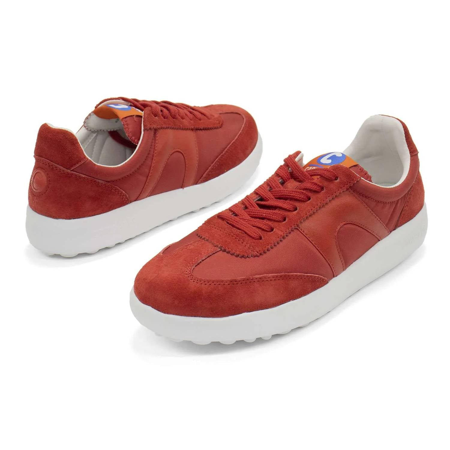 Tenis de mujer color rojo
