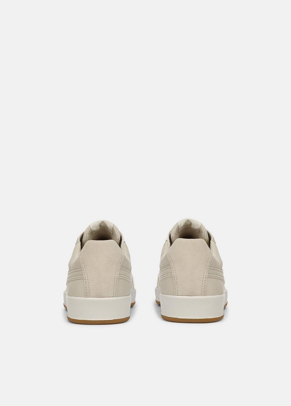 Tenis de cuero