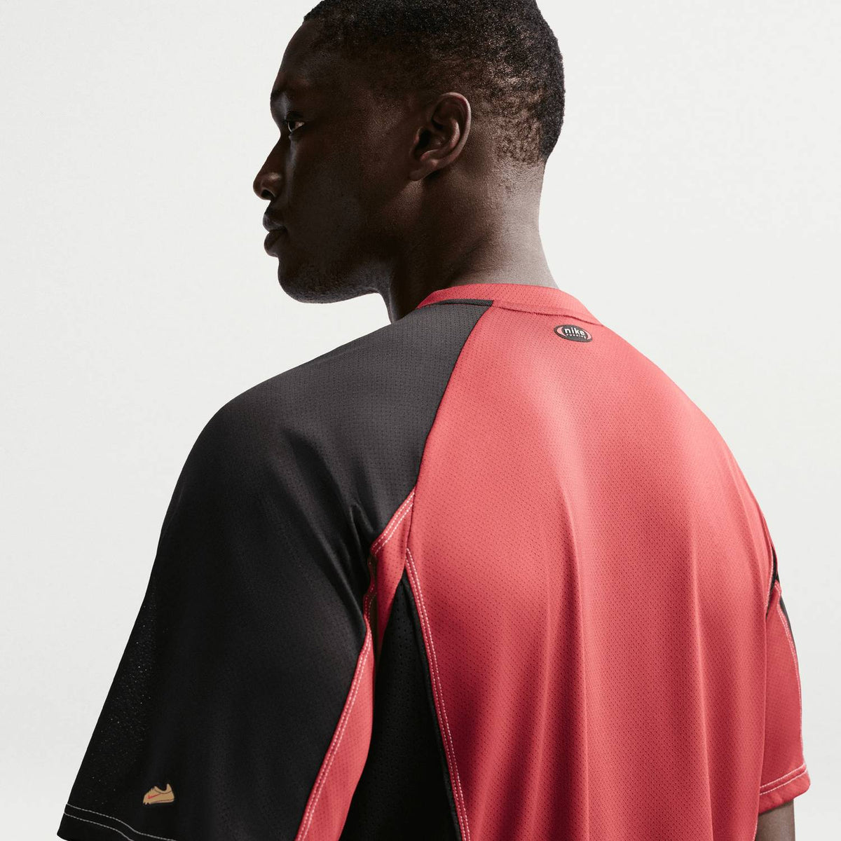 Top color negro