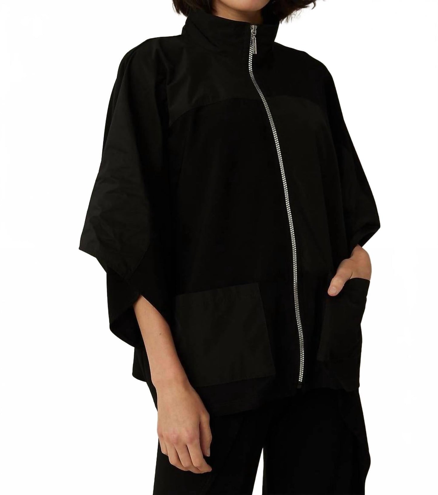 Chaqueta color negro