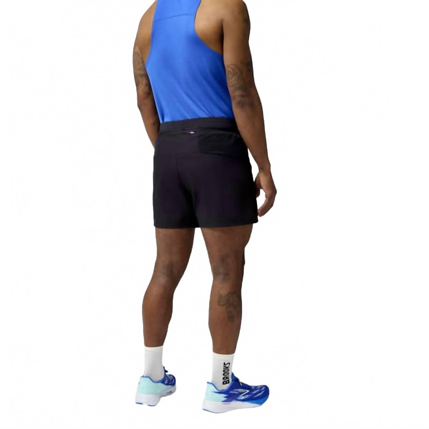 Short color negro