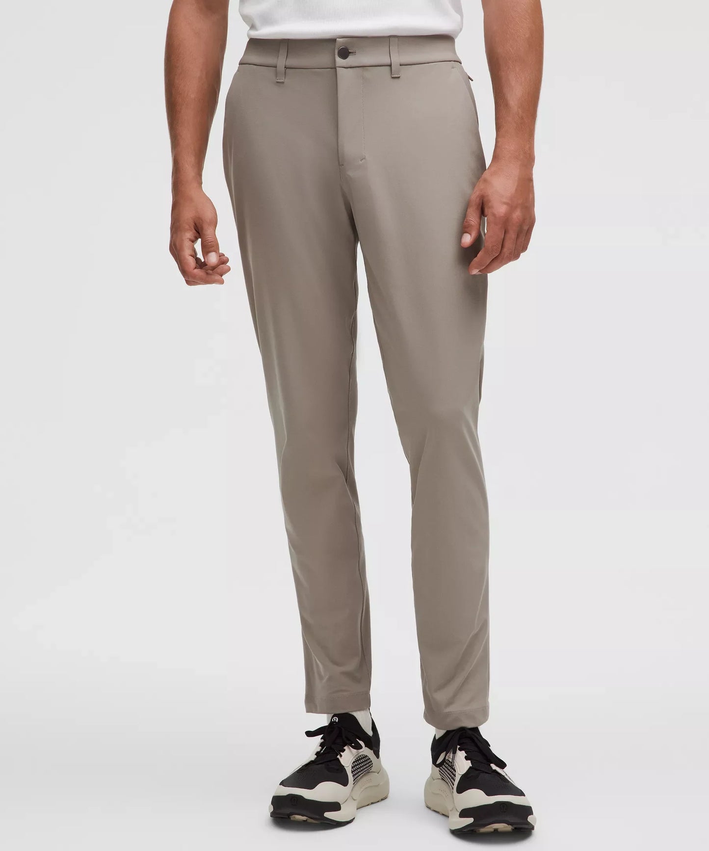 Pantalón de corte ajustado