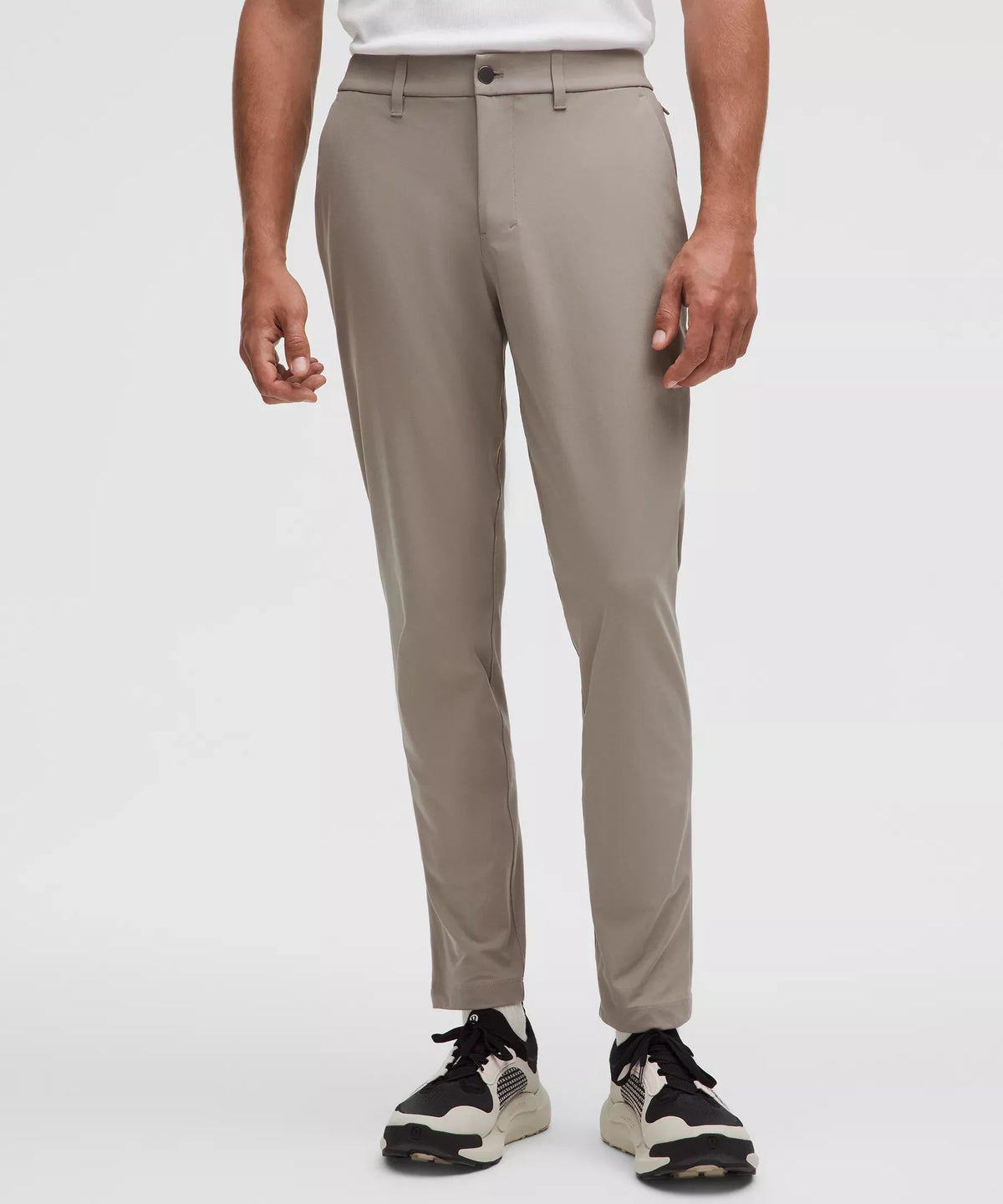 Pantalón de corte ajustado