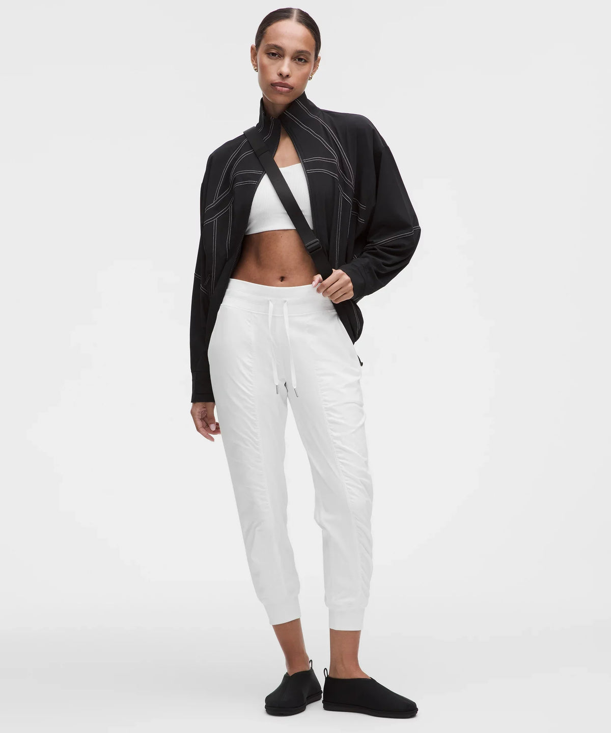Pantalón deportivo de tiro medio
