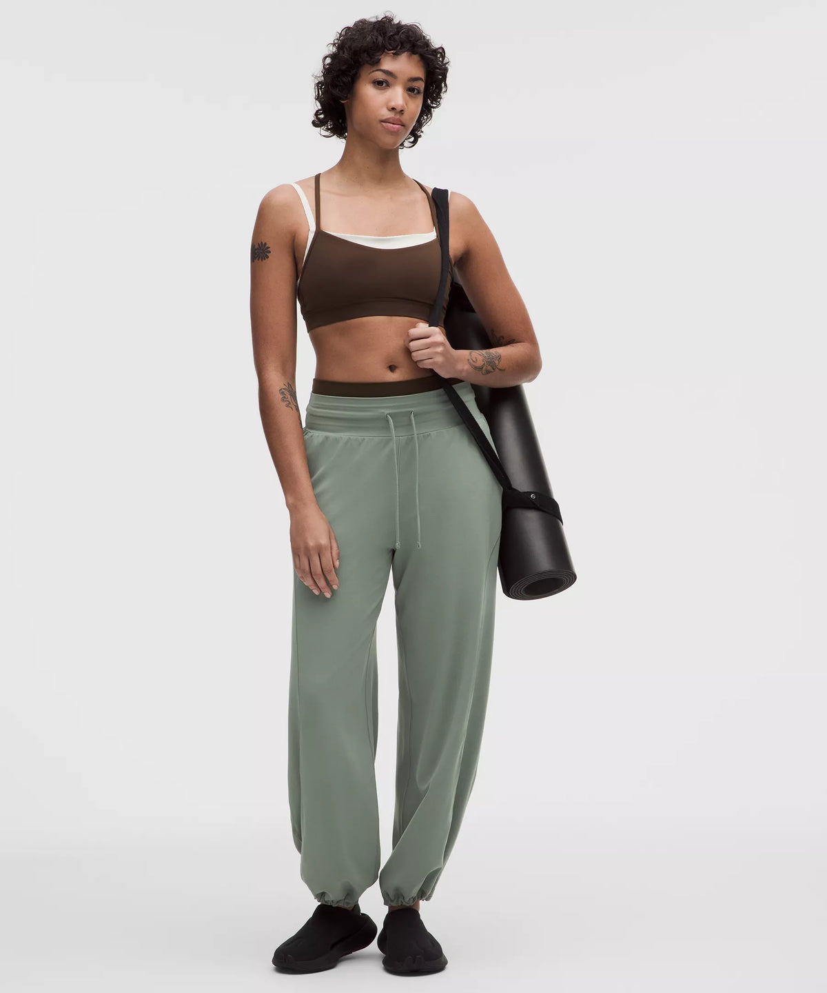 Pantalón de tiro bajo