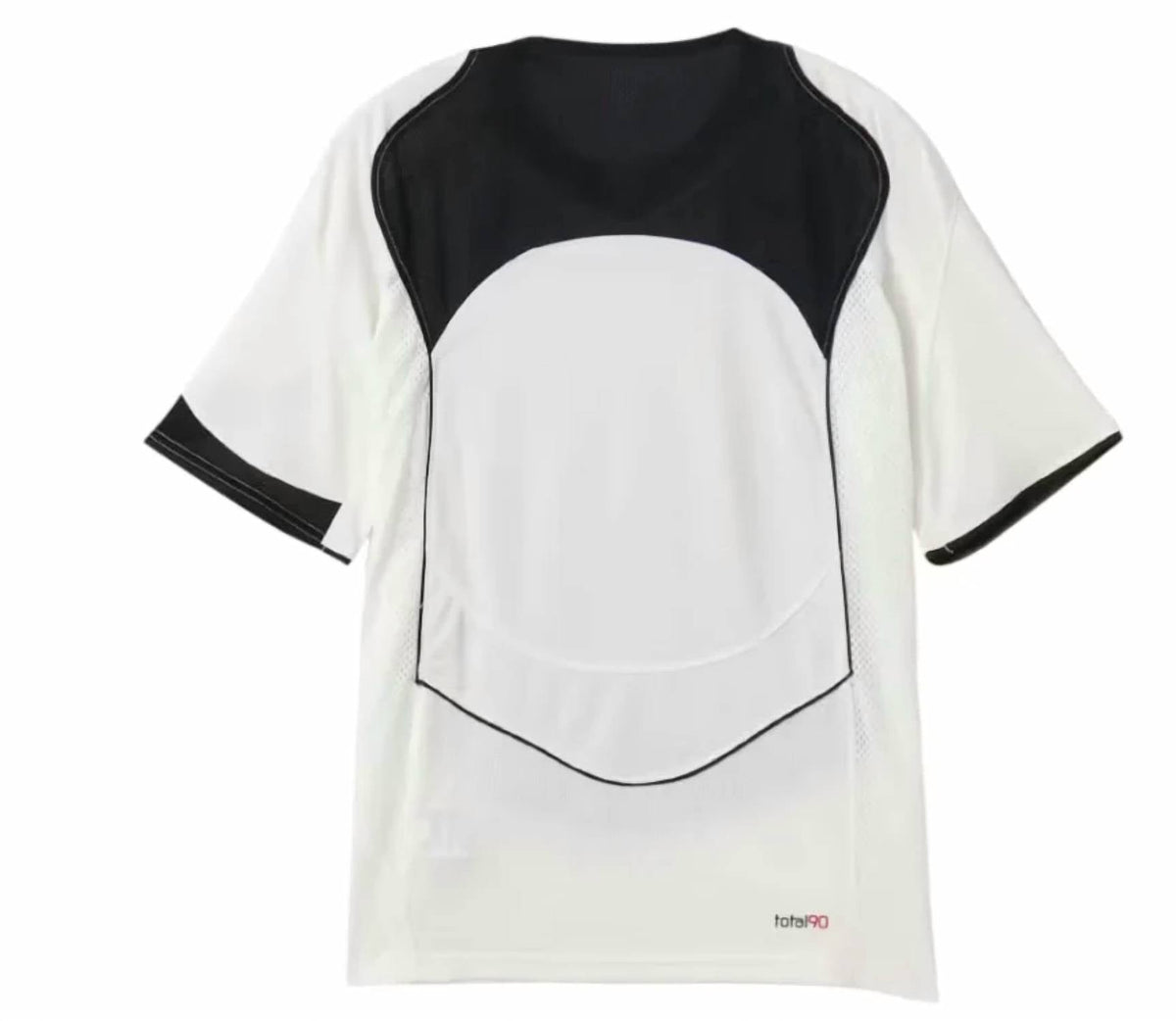 Camiseta color negro y blanco
