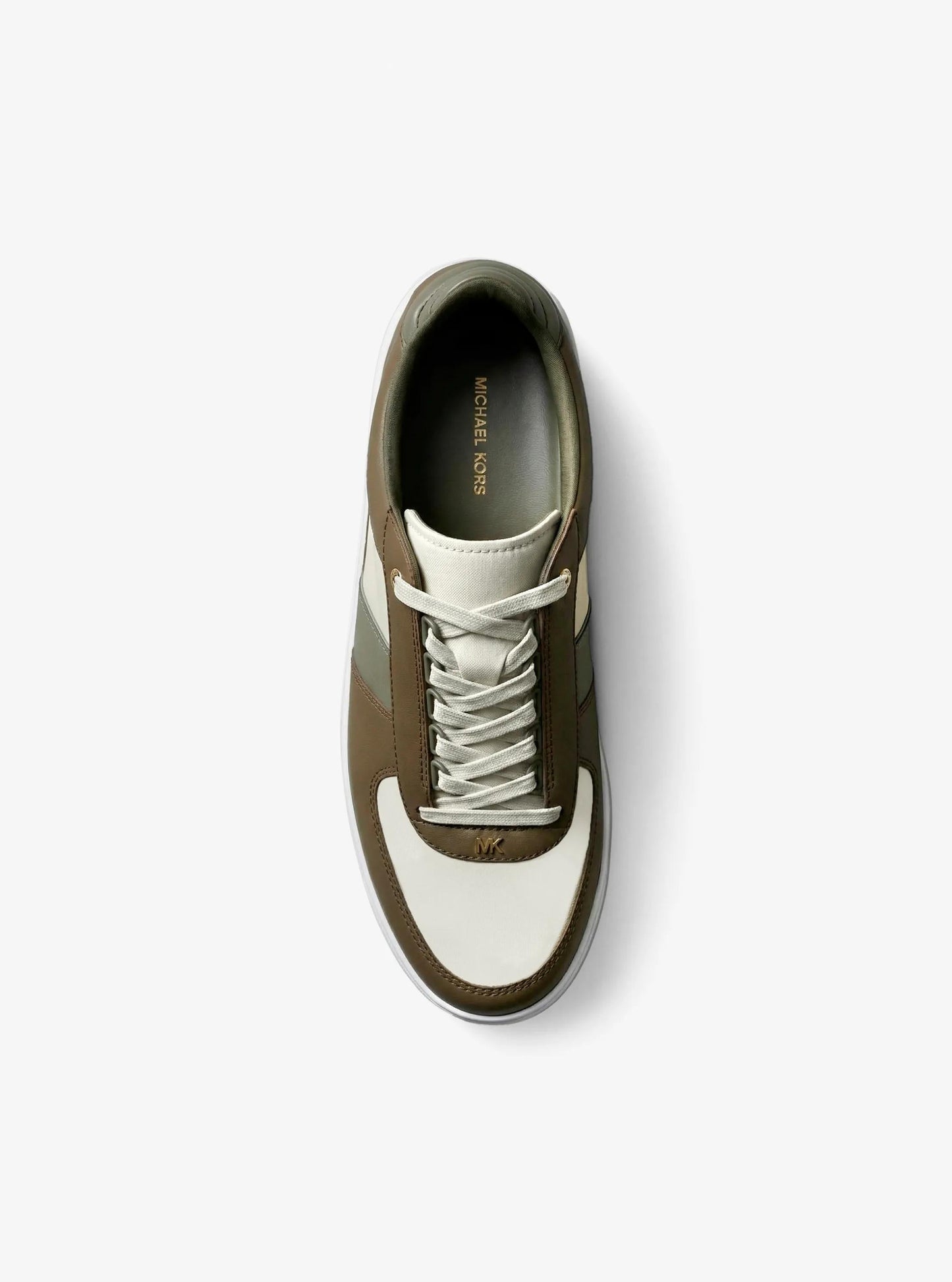 Tenis de cuero