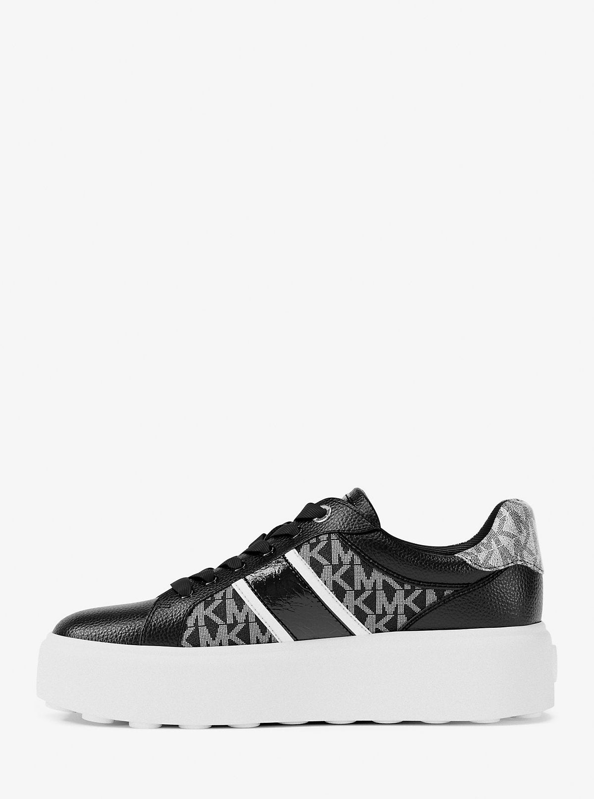 Tenis a rayas con plataforma