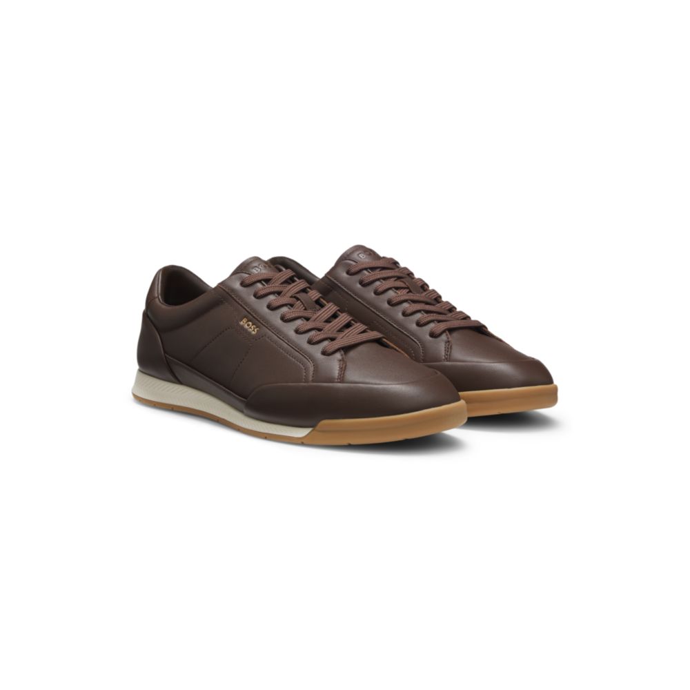Tenis de cuero