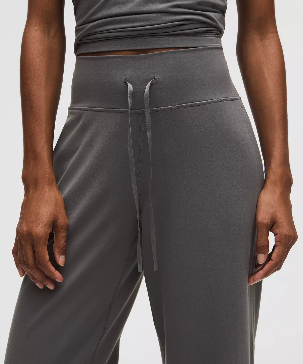 Pantalón de pierna ancha de tiro alto