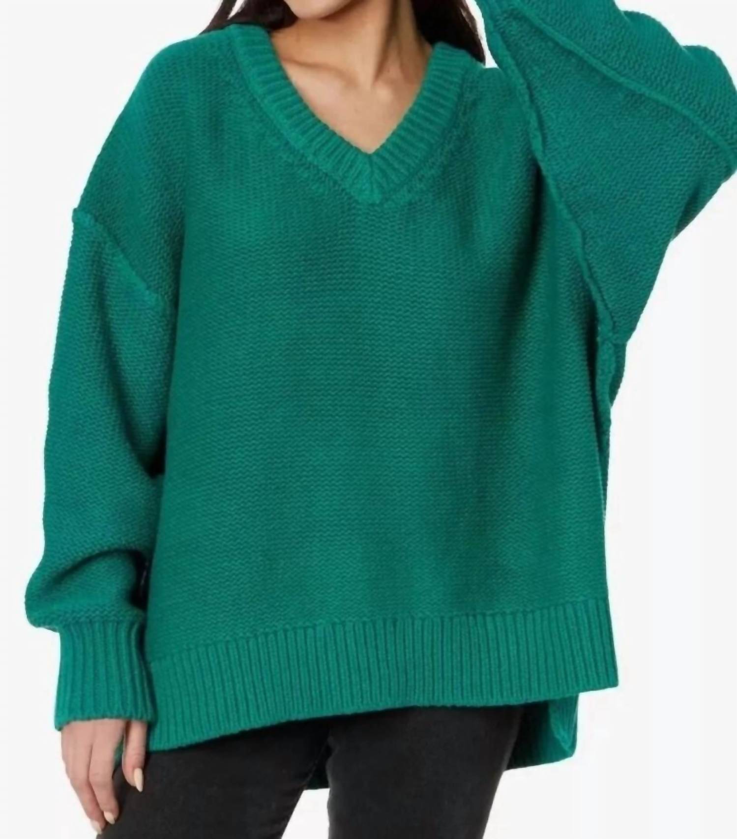 Suéter con cuello en V color verde