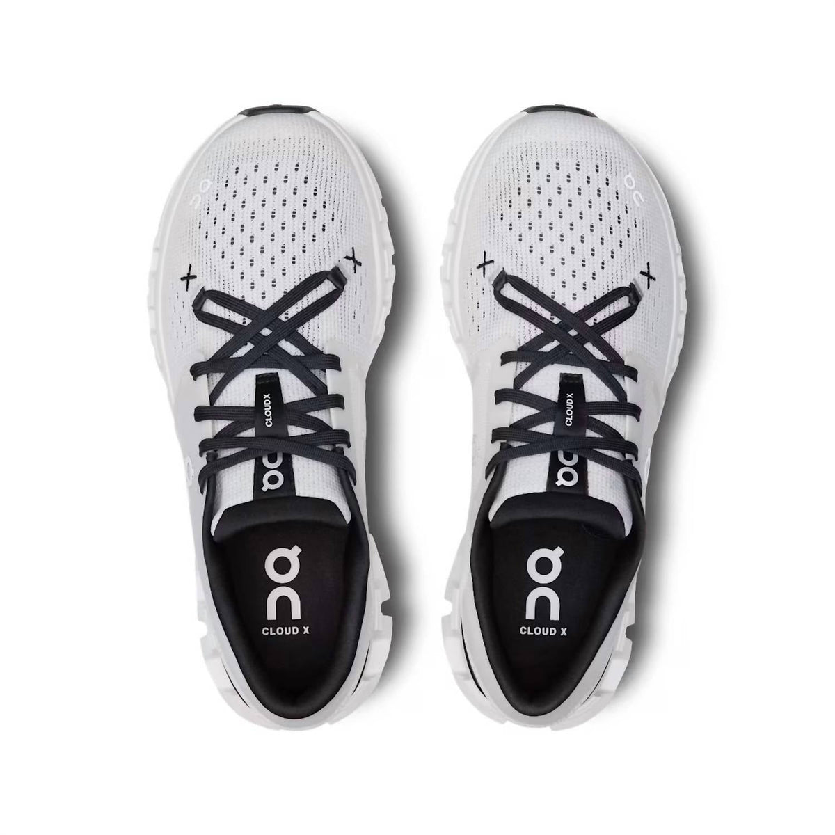 Tenis para correr de mujer color negro y marfil