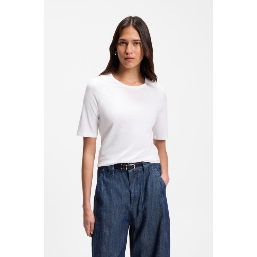 Camiseta de algodón de corte ajustado