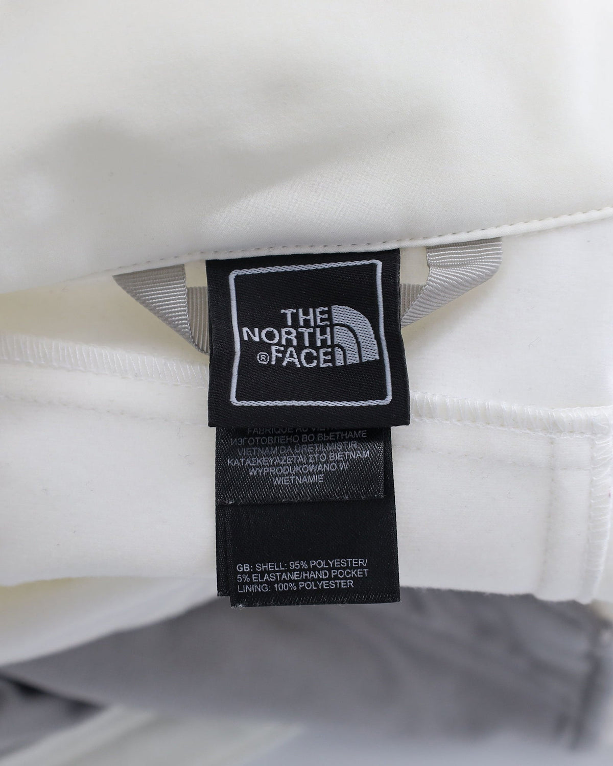 Chaqueta color crema