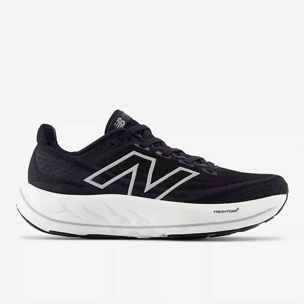 Tenis para correr de mujer color negro y blanco