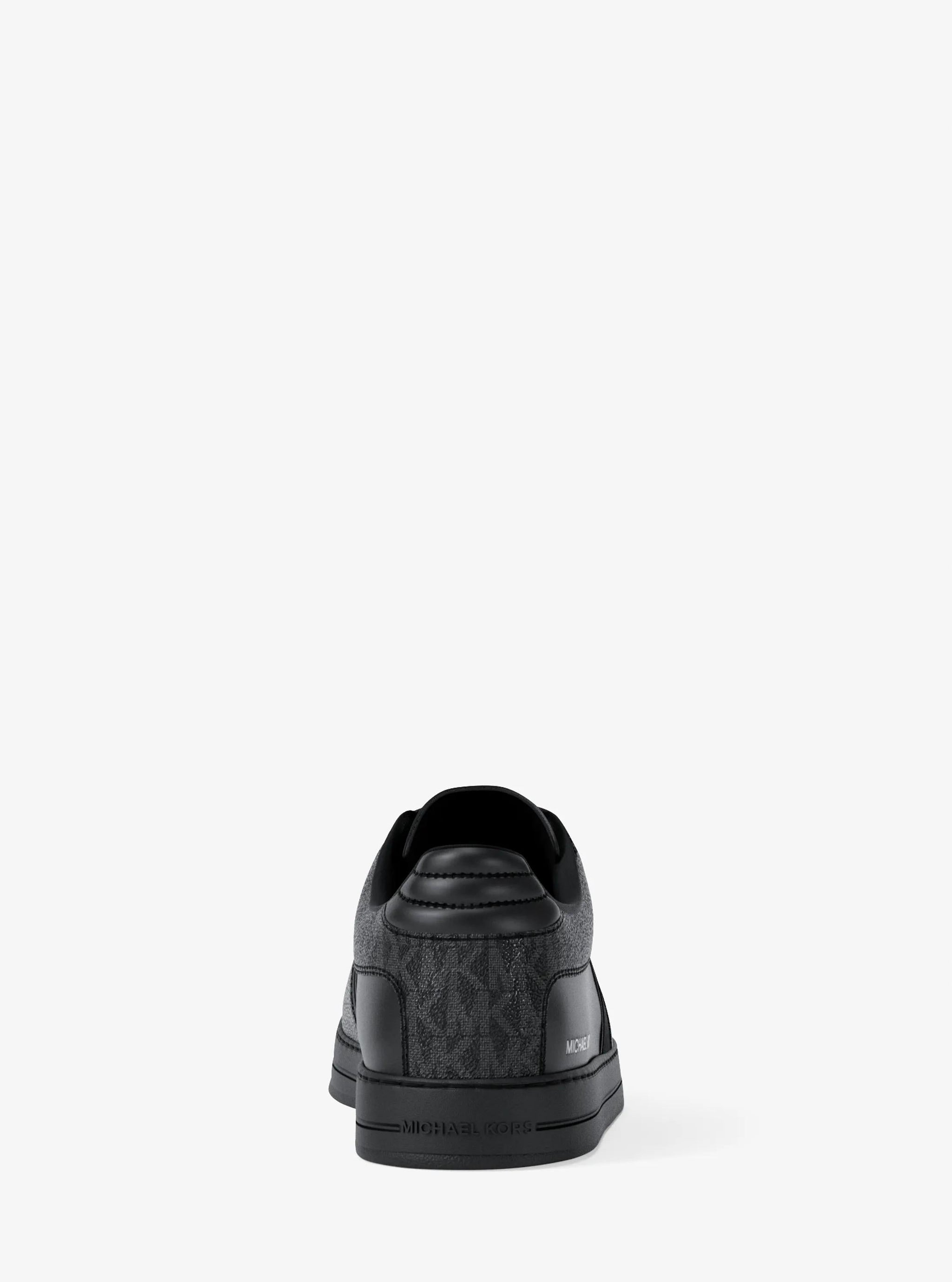 Tenis de cuero