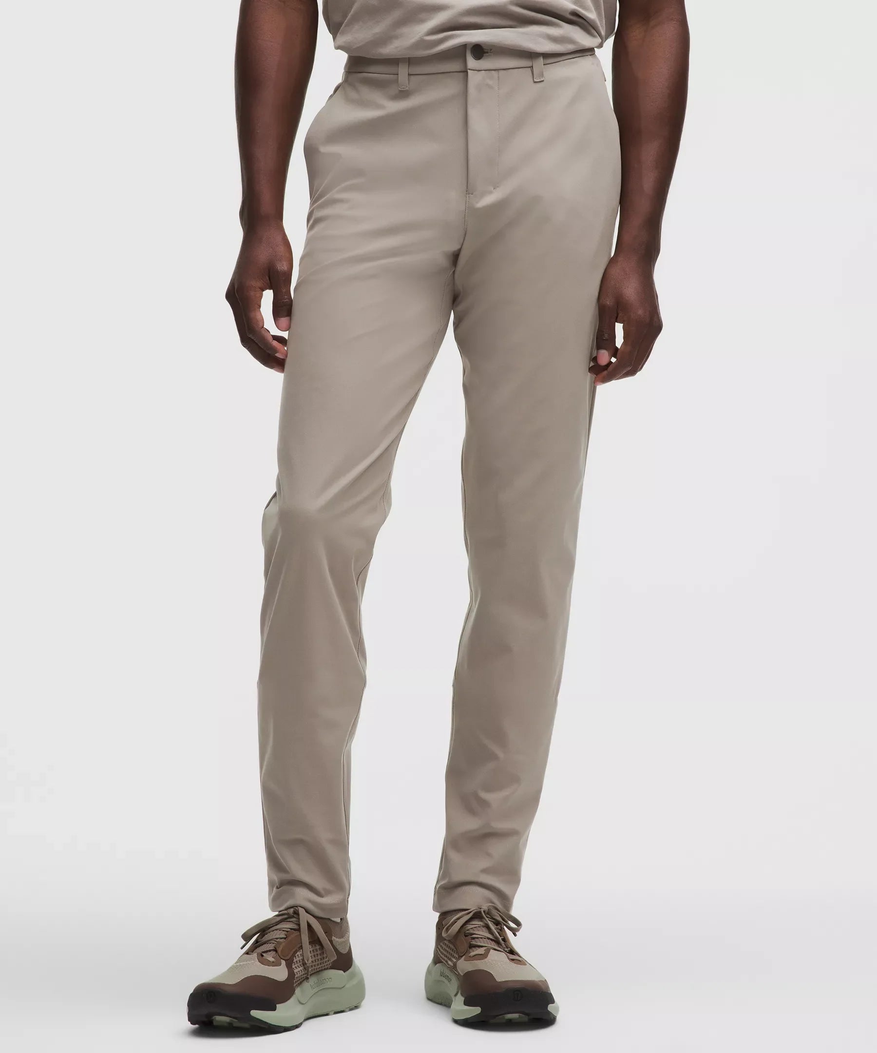 Pantalón de corte ajustado