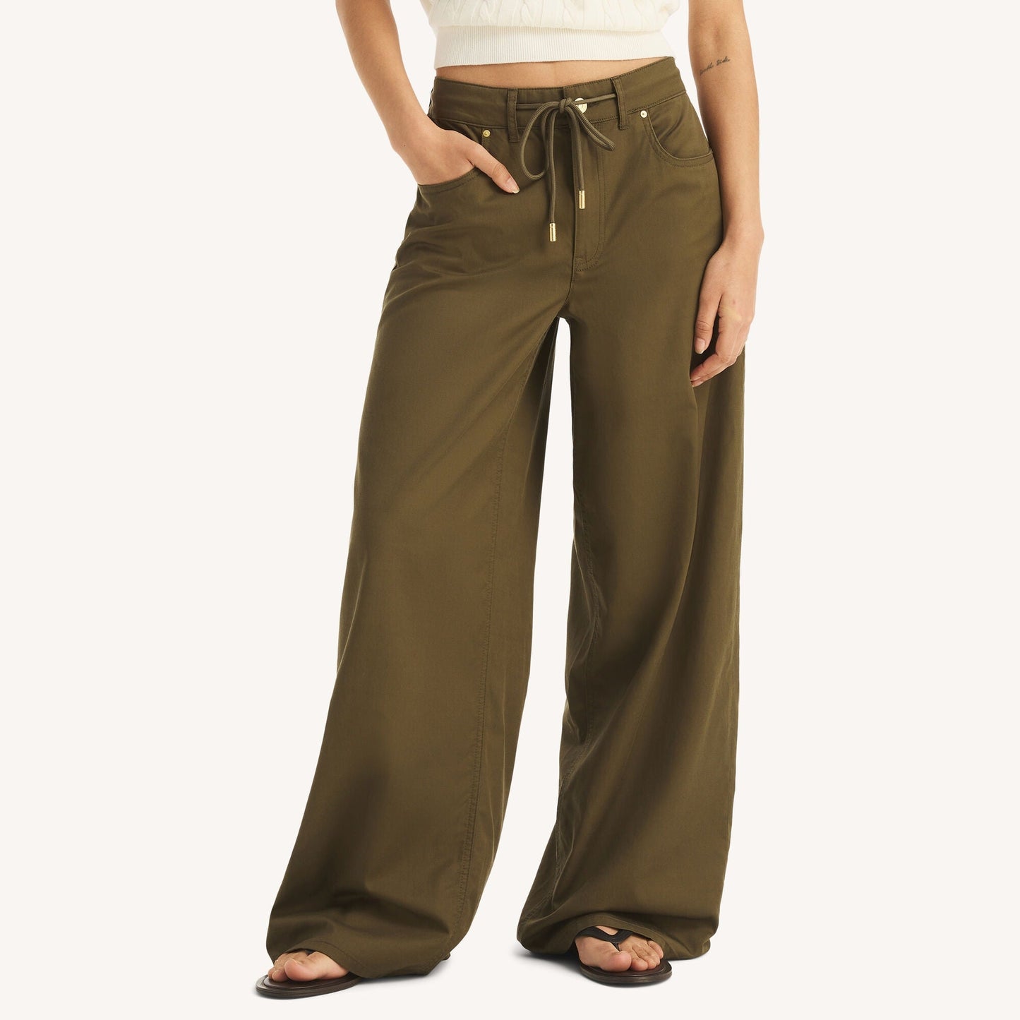 Pantalón de mujer de pierna ancha