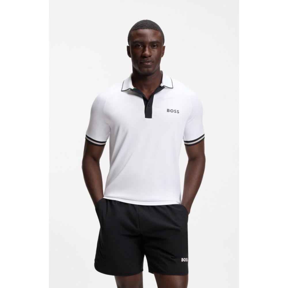 Polo de corte ajustado
