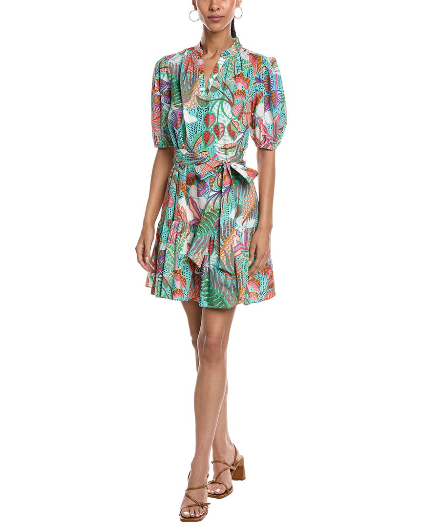 Vestido corto de manga corta con estampado