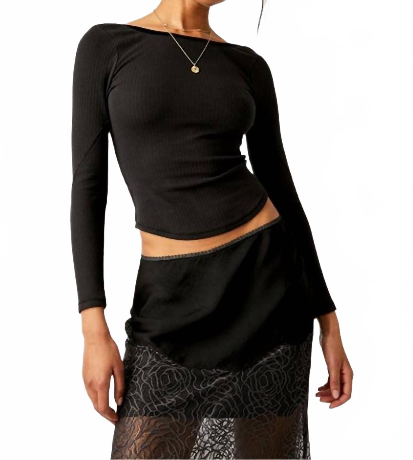 Top color negro