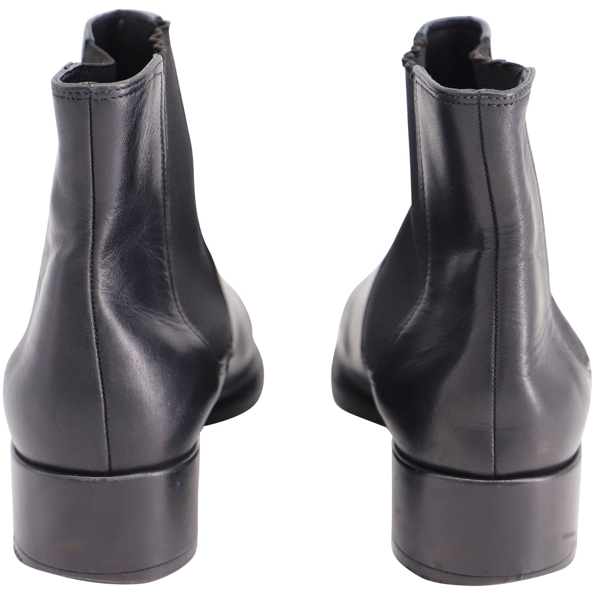 Botines de cuero color negro
