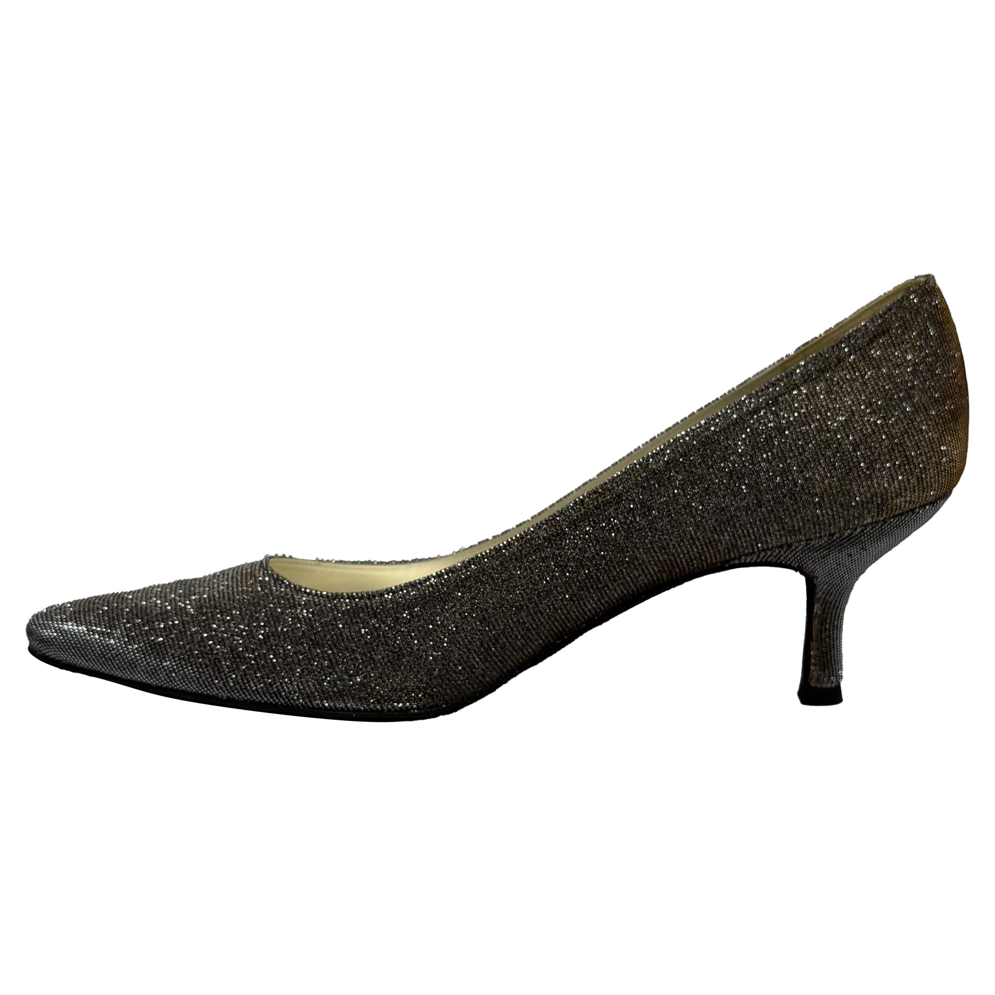 Tacones color dorado