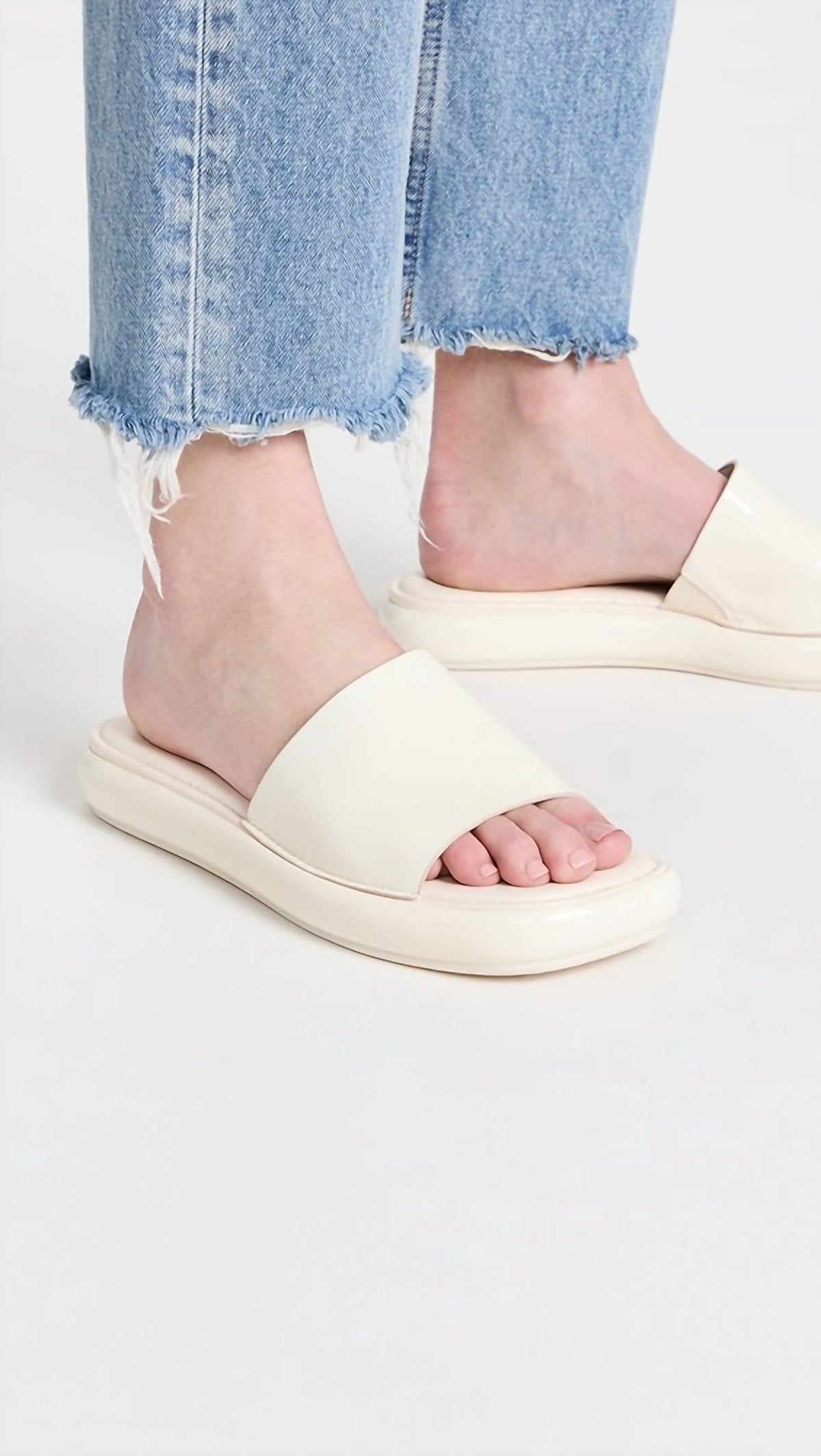 Sandalias con plataforma color crema