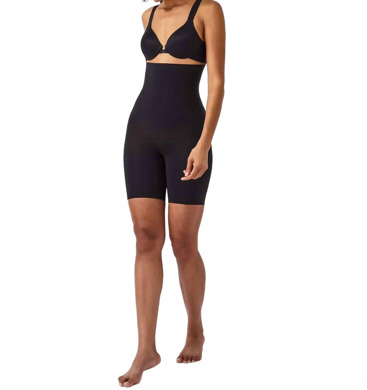 Short color negro