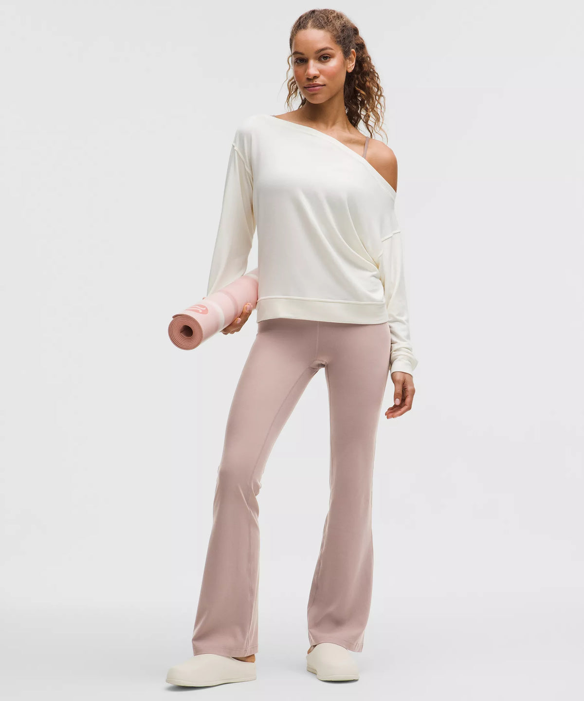 Pantalón de tiro alto
