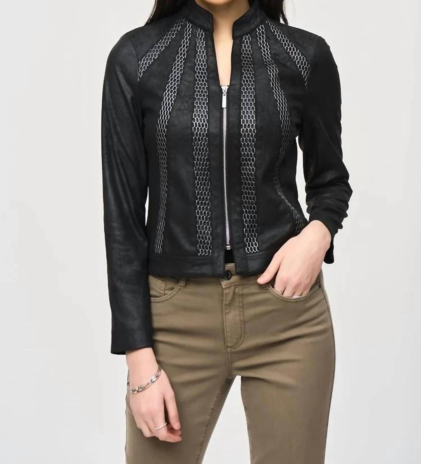 Chaqueta de gamuza sintética color negro