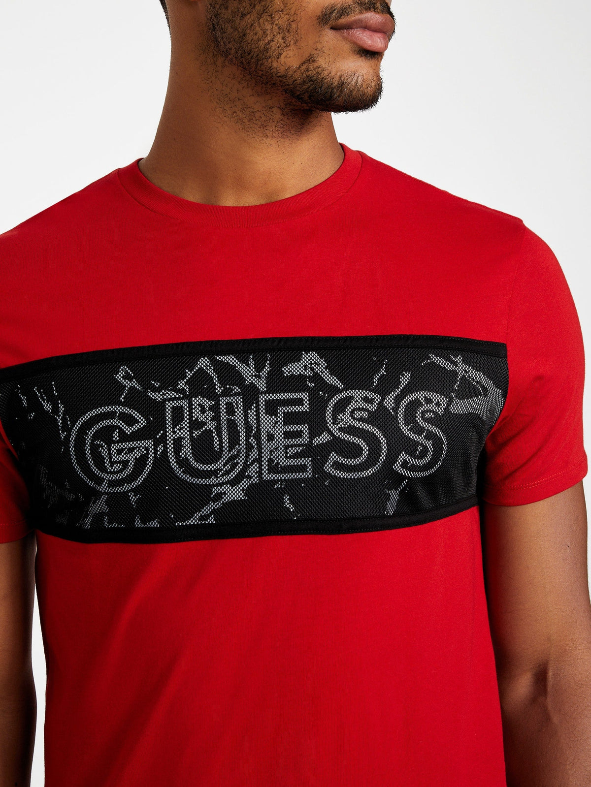 Camiseta con cuello redondo