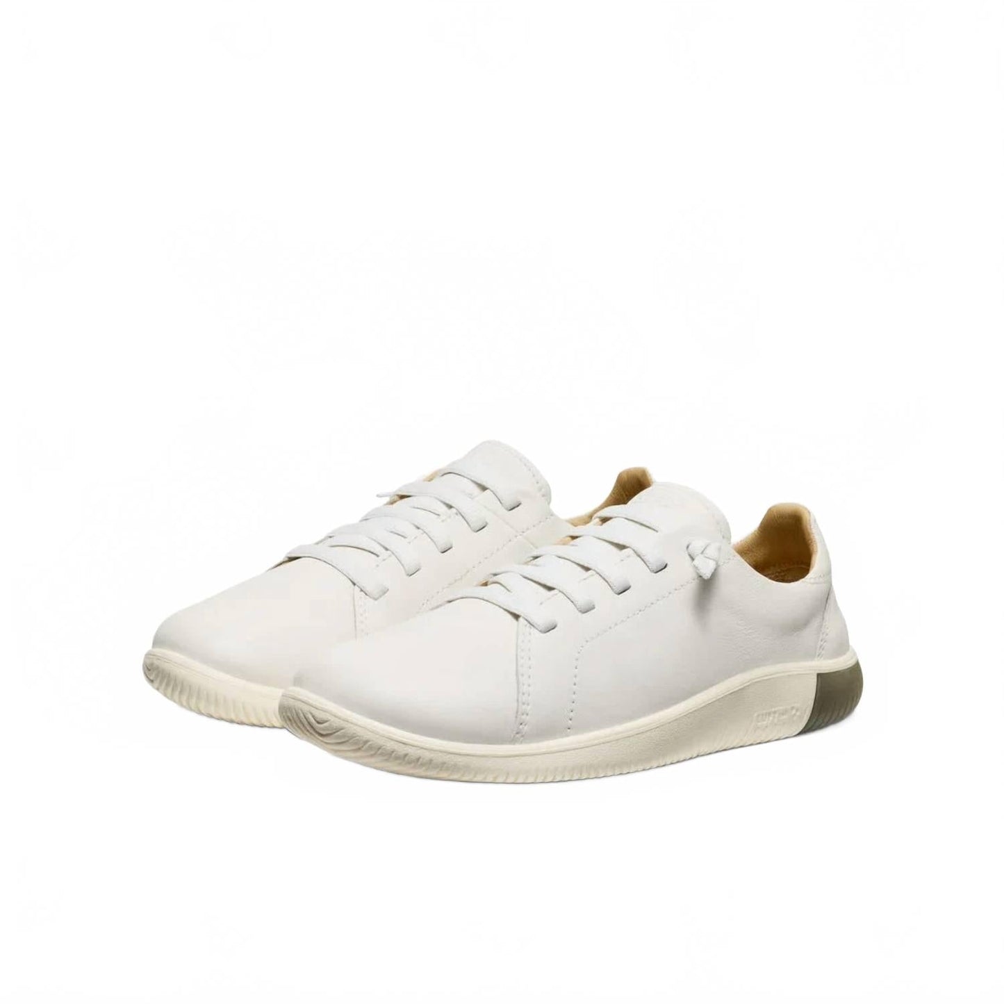 Tenis de hombre de cuero color blanco