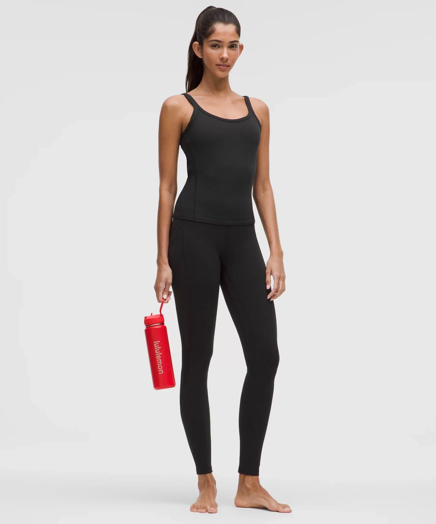 Pantalón de tiro alto